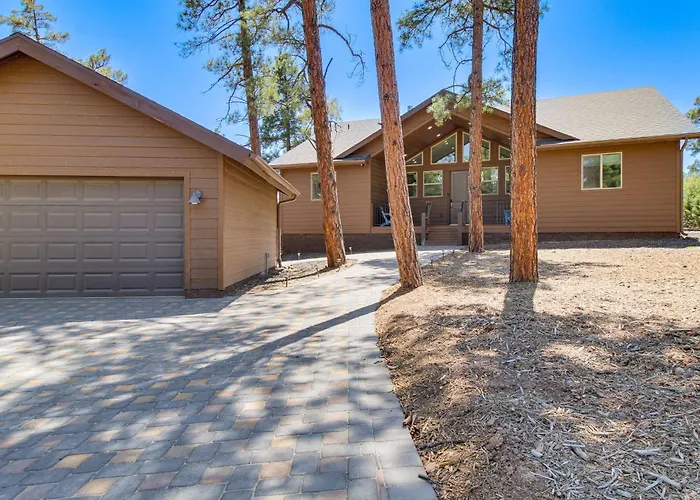 Holiday home Forest, Fairways & Family Fun! Show Sanctuary